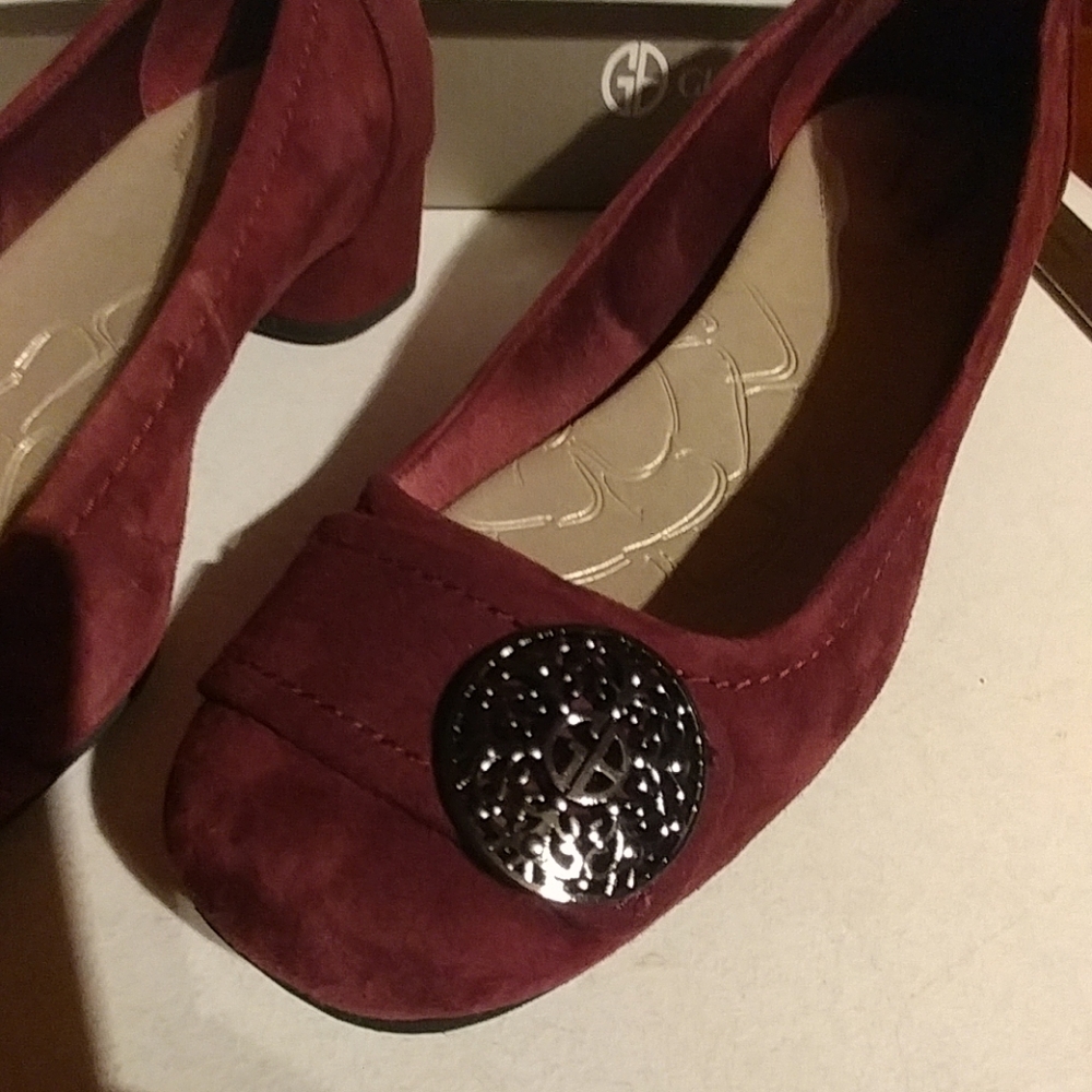 Giani Bernini low chunk heel plum burgundy EUC - Picture 4 of 7